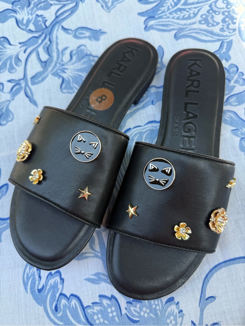 Karl Lagerfeld Paris Women's Black Cat Star Logo Slip-On Flat Slide Sandals 8